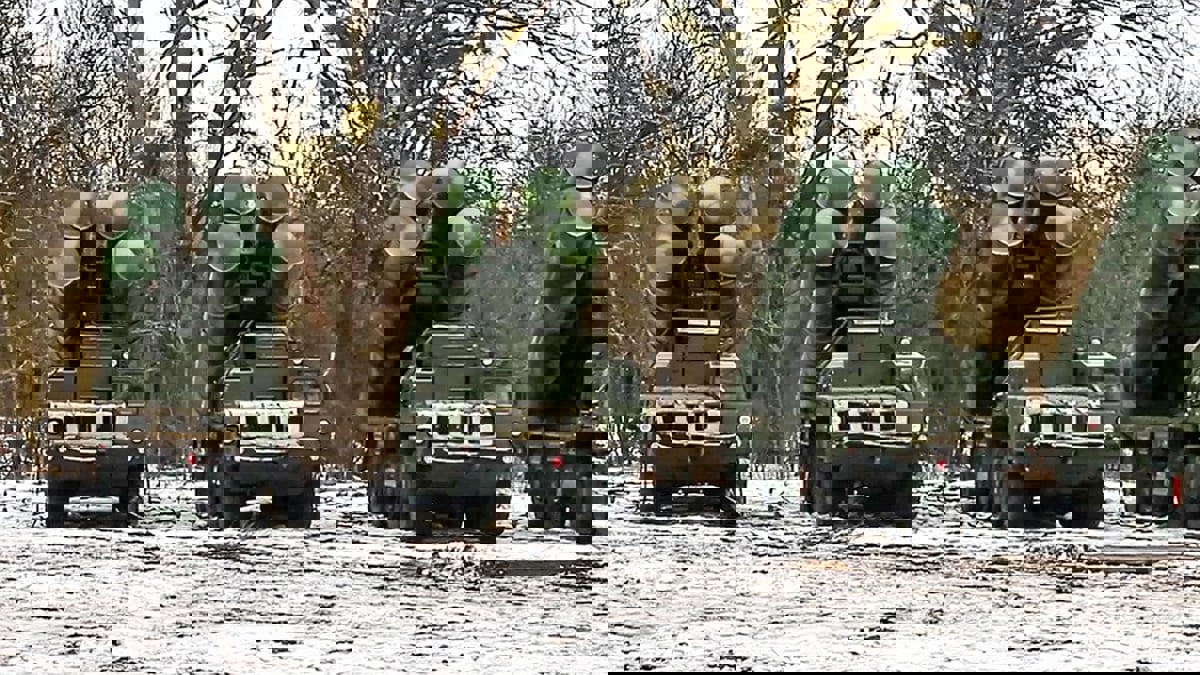 روسيا تخفض بعثتها الدبلوماسية في أوكرانيا خشية "استفزازات" كييف والغرب