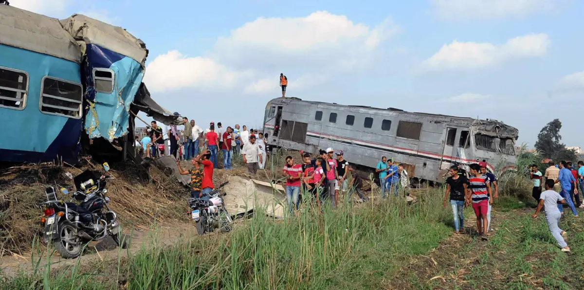 النائب العام يأمر بتشكيل لجنة لتحديد المسؤولين عن تصادم قطاري الإسكندرية