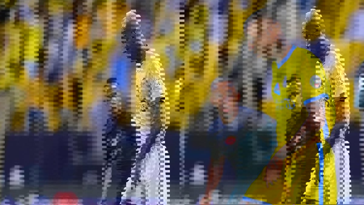 النصر السعودي يعاقب تاليسكا