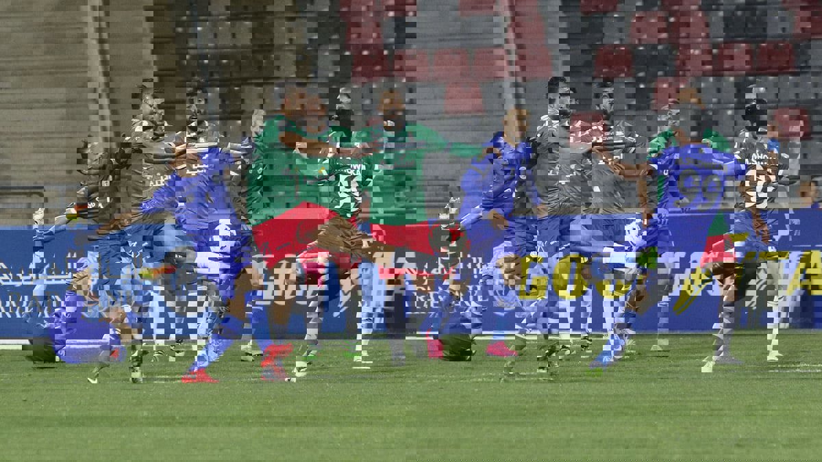 الموعد والقنوات الناقلة والتشكيل المتوقع لمباراة الرمثا ضد الوحدات في الدوري الأردني