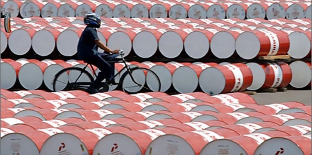 خام برنت يهبط لأدنى مستوى له منذ 2008