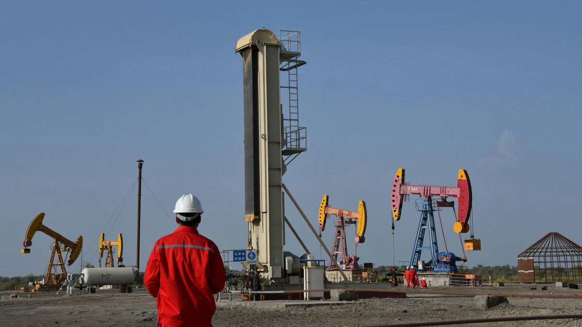 شركات النفط الكبرى تستأنف تسجيل الأرباح بعد خسائر هائلة في 2020