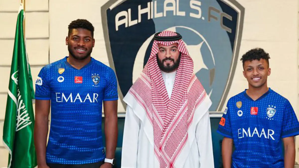 الهلال السعودي يوقع رسميا عقدين احترافيين مع حمد العبدان ونواف الغامدي
