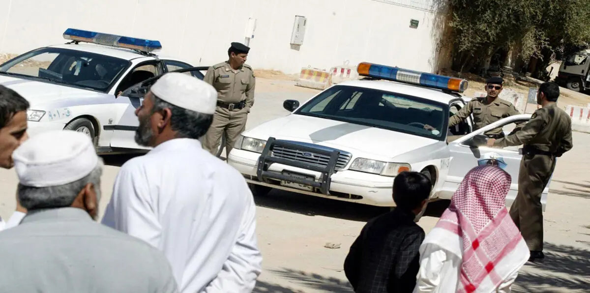 السعودية.. مطاردة مثيرة لضبط شخص حاول دهس رجل أمن