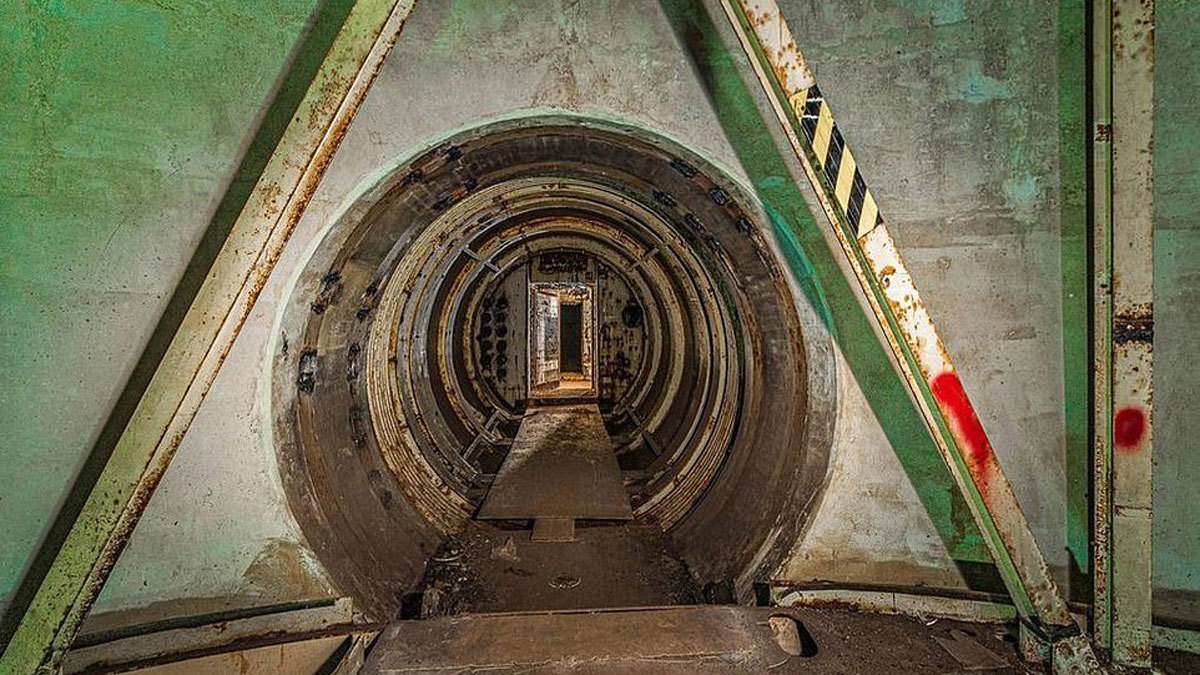 عرض منشأة صواريخ نووية تُعود للحرب الباردة للبيع بـ395 ألف دولار (صور)