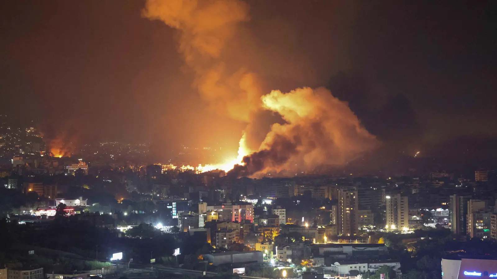 "إنذار عاجل".. تحذيرات جديدة لسكان الضاحية وقصف مكثف