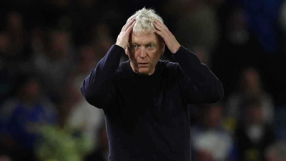 مويس يفتح النار على تقنية الفيديو بعد هزيمة إيفرتون أمام ليدز (فيديو)