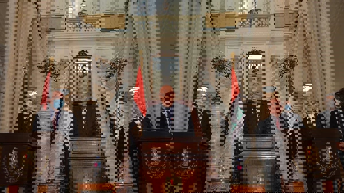 وزير الخارجية الأردني يدعو إلى استئناف المفاوضات بين الفلسطينيين والإسرائيليين