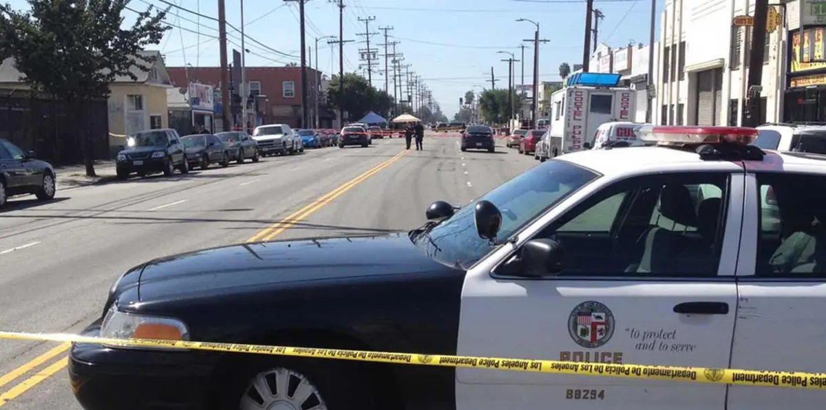 رجل يفتح النار داخل القنصلية الصينية في لوس انجليس قبل أن يقتل نفسه