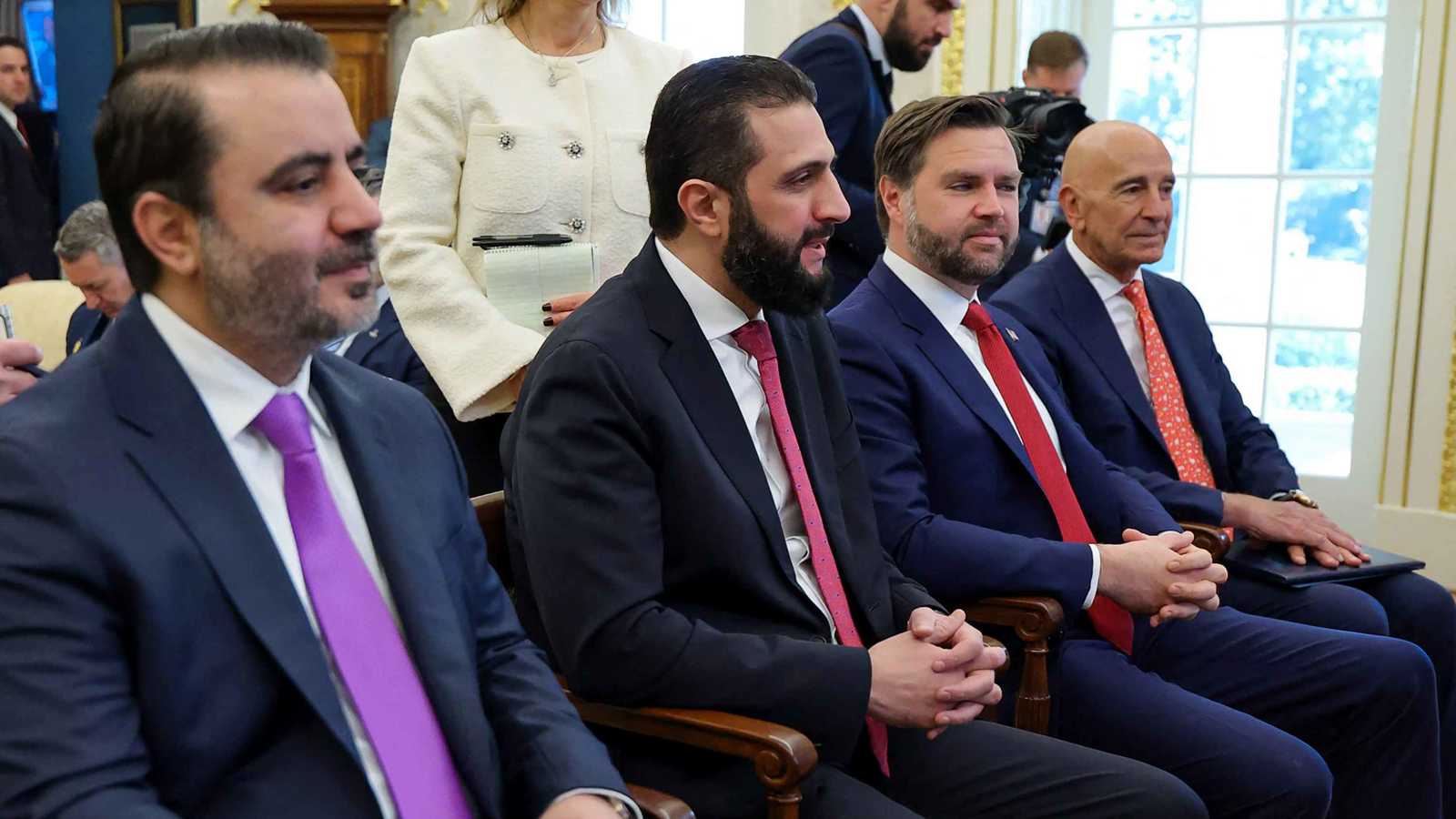 الرئيس السوري أحمد الشرع