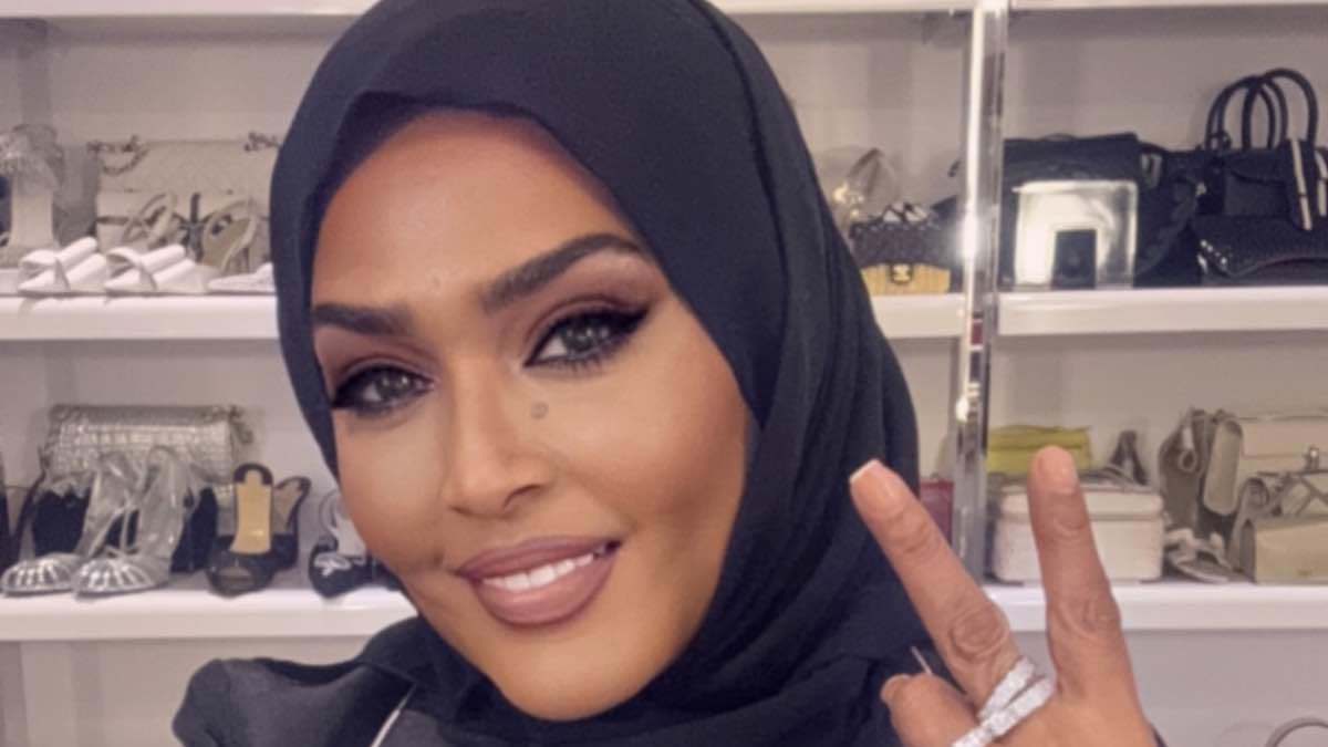 الفنانة وعد تفاجئ جمهورها بارتدائها الحجاب (فيديو)