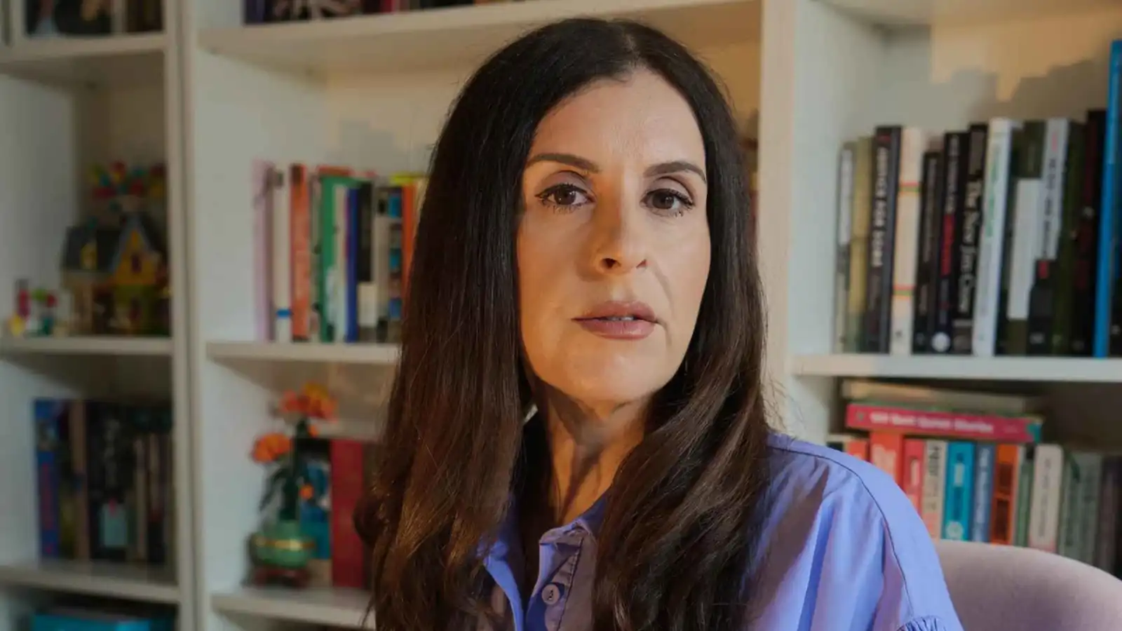 مهرجان أديلايد يتراجع ويعتذر عن استبعاد كاتبة فلسطينية