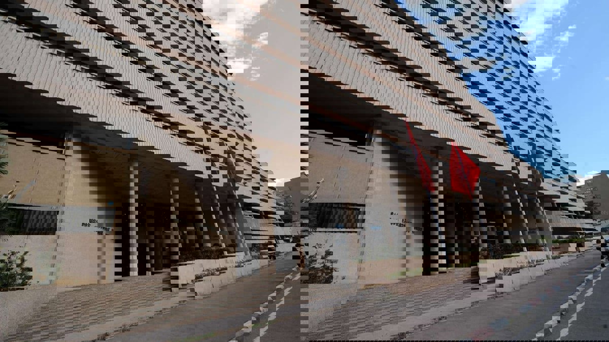 تونس تتجه إلى الاقتراض الداخلي لمواجهة الأزمة المالية