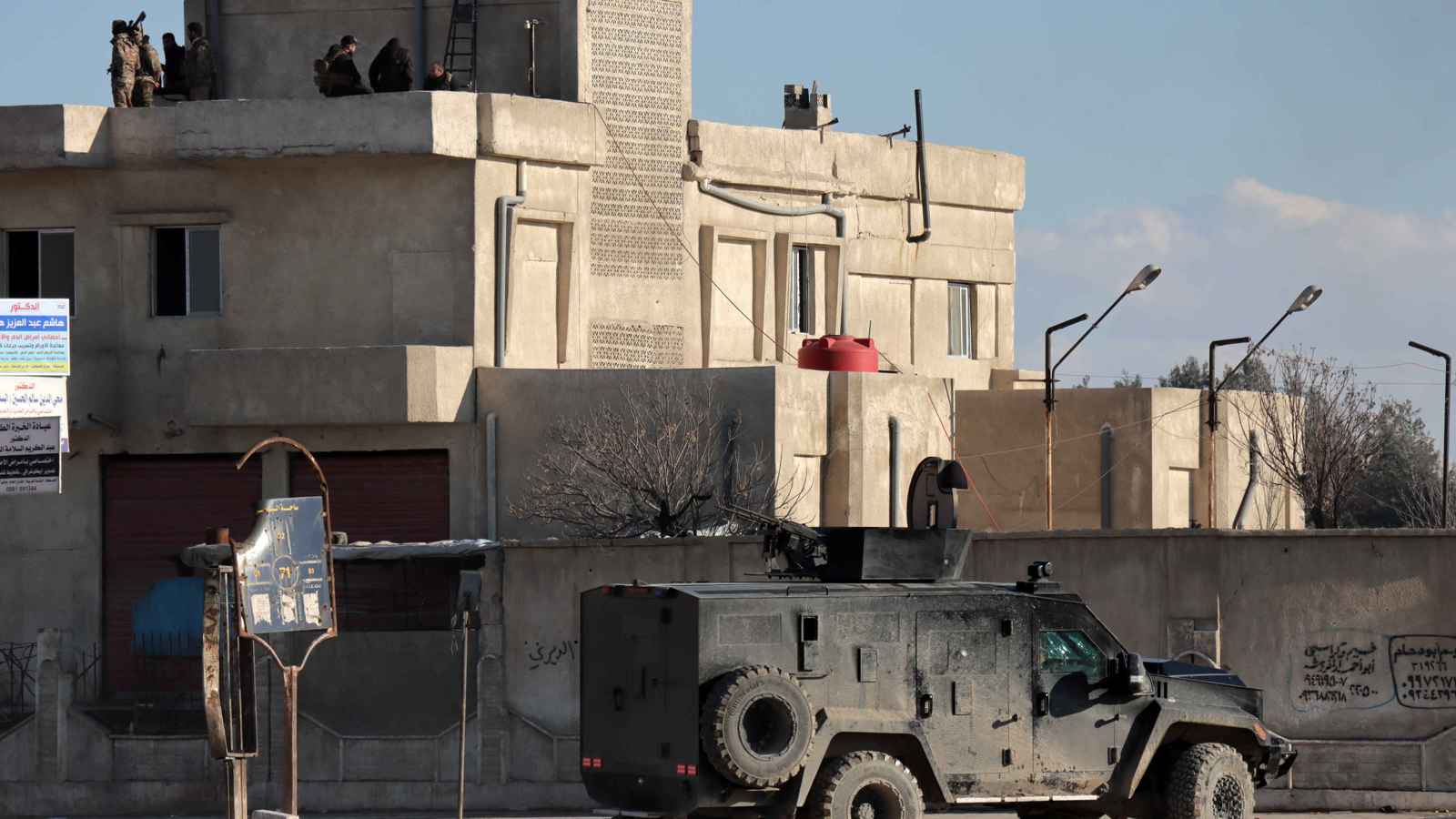 تركيا ستتكفل بـ"الأجانب".. مساع عراقية لاستعادة معتقلي داعش من سوريا