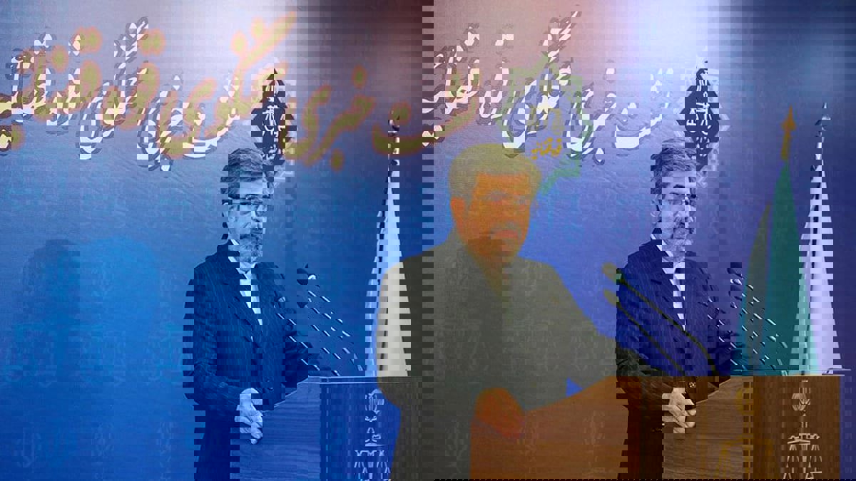 القضاء الإيراني: لن نتسامح مع "الجواسيس".. والمواطن البلجيكي المعتقل متهم بالتجسس