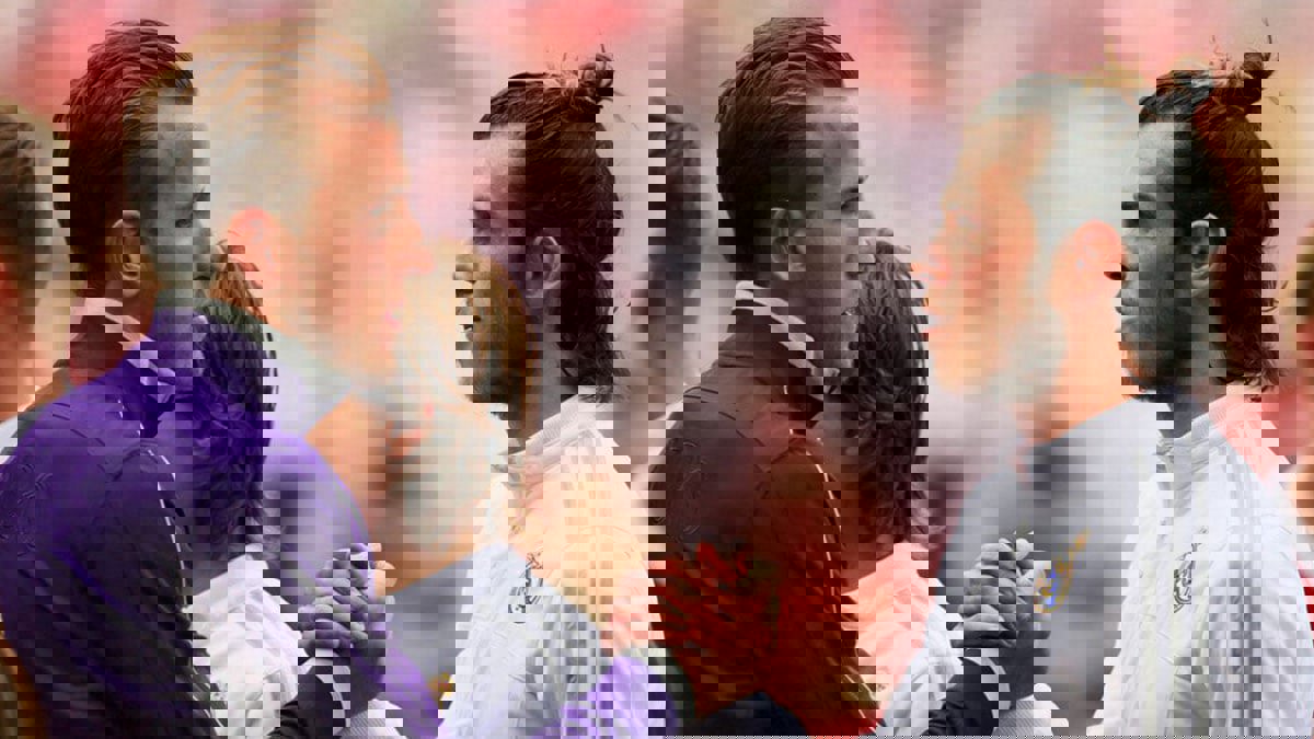 توتنهام يحسم موقفه من عرض ريال مدريد لضم هاري كين عن طريق غاريث بيل