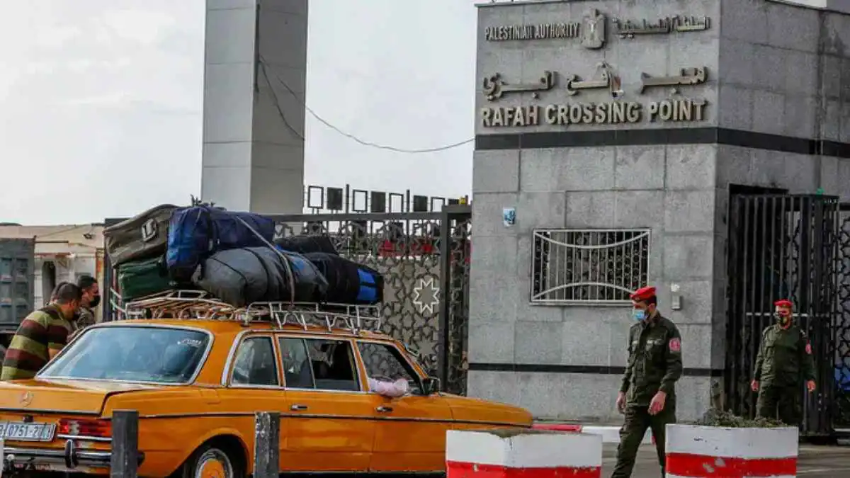 مسؤولون: الاستعدادات جارية لإعادة فتح معبر رفح في غزة بالكامل