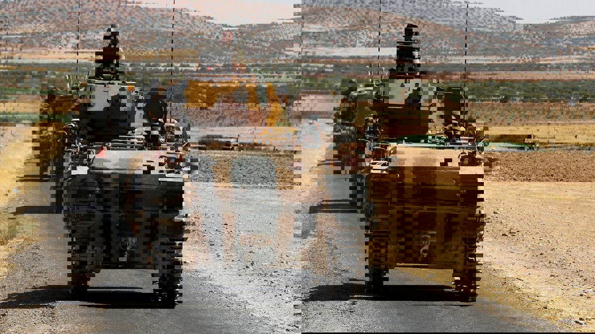 المرصد السوري: مدرعات تابعة لحلف الناتو تدخل قاعدة كوباني العسكرية