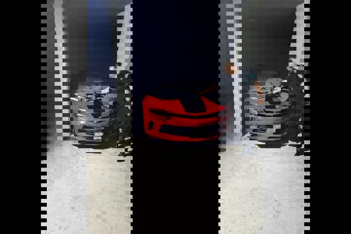 "المتسول الثري" يثير جدلاً واسعاً في فلسطين (فيديو وصور)