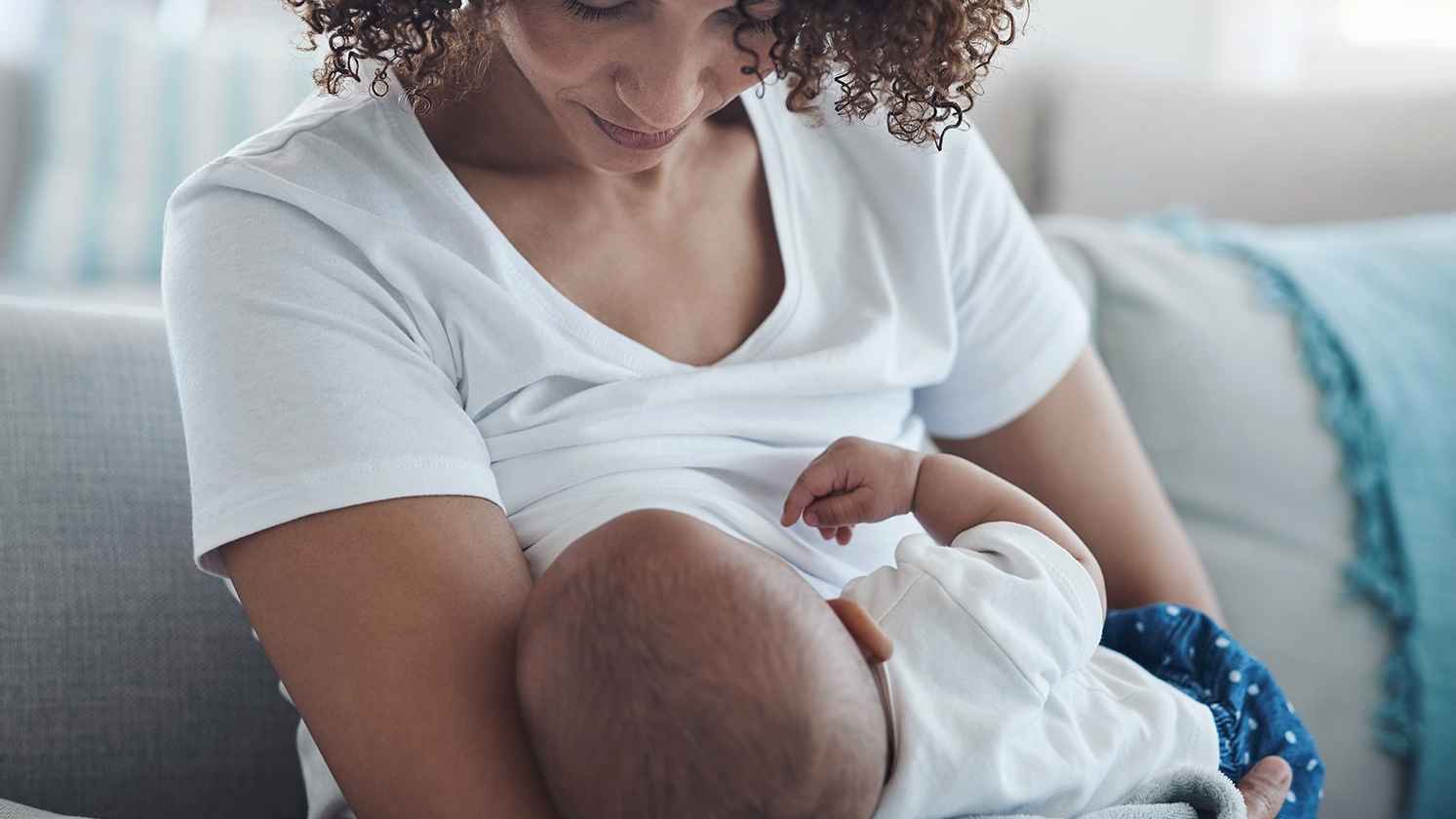 3 أطعمة لإعادة نشاط الأمهات المرضعات