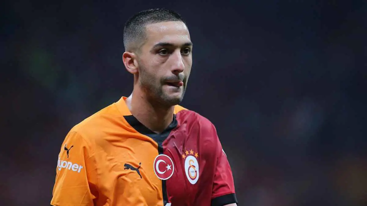 3 أندية إسبانية تدخل السباق لضم حكيم زياش