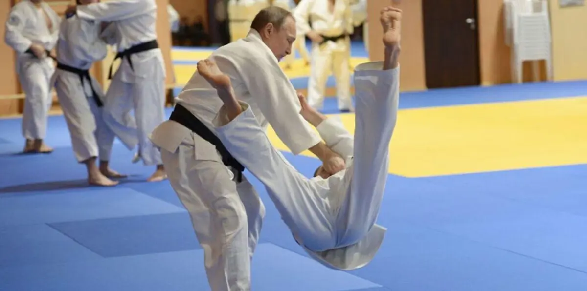 بوتين يتحدث عن تجربته في مواجهة الضغط النفسي