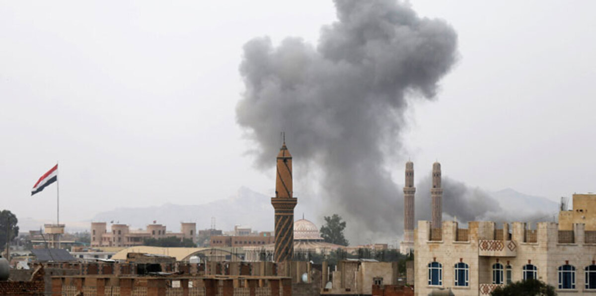 التحالف العربي يشنّ سلسلة غارات على مواقع الحوثيين في صنعاء وإب