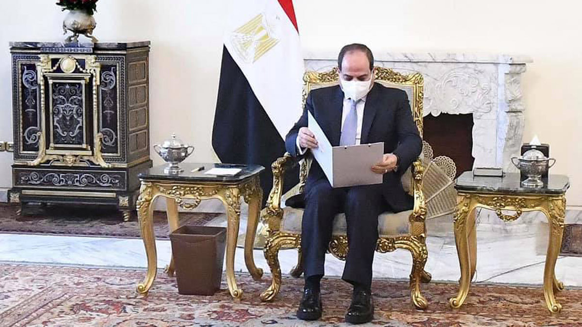 الرئيس المصري يتسلم رسالة خطية من أمير الكويت