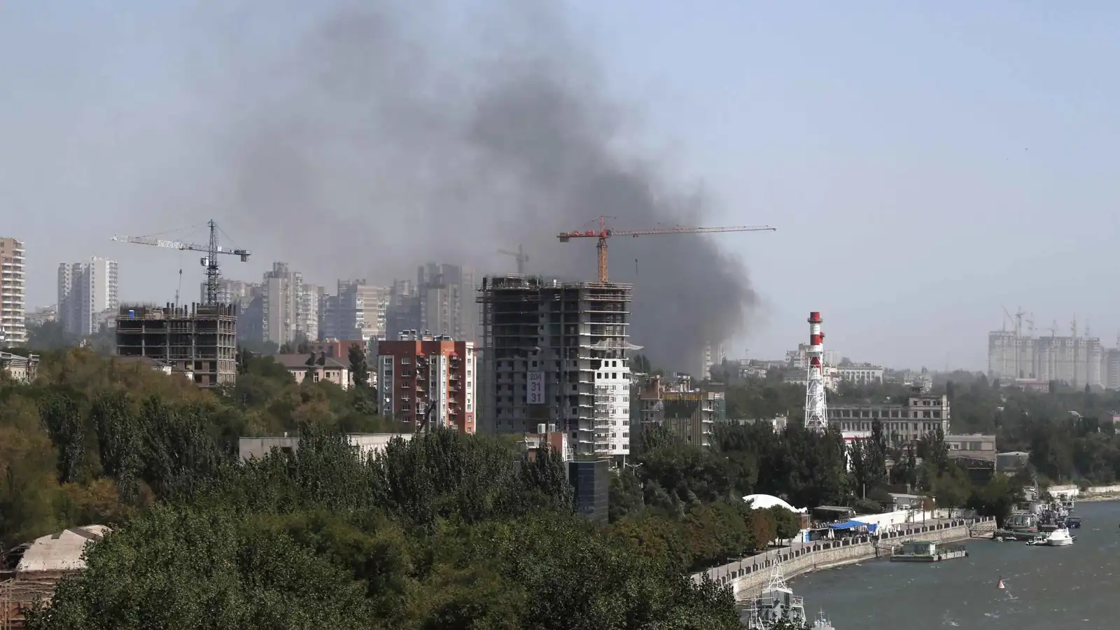 هجوم أوكراني يجبر المئات على إخلاء منازلهم في روستوف الروسية