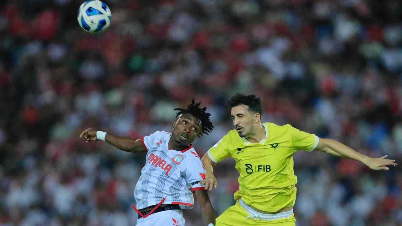 نادي دهوك يتوج بكأس العراق بعد نهائي صاخب ضد زاخو