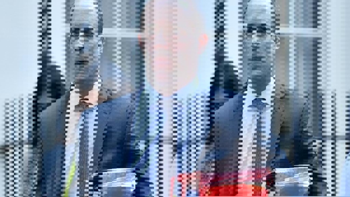 وزير الخارجية البريطاني: سجل إيران في احترام القانون الدولي مؤسف ويزداد سوءًا