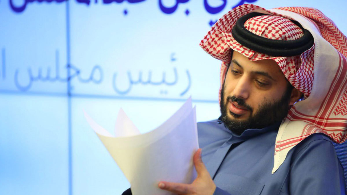 بعد عودة استحواذه على بيراميدز.. تركي آل الشيخ يسخر من إدارة النادي الأهلي المصري