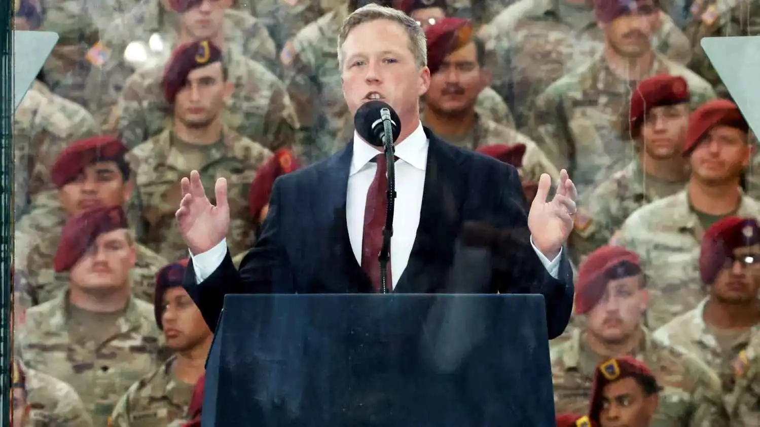 "رجل المسيّرات".. من هو دان دريسكول الوجه الجديد لدبلوماسية ترامب؟