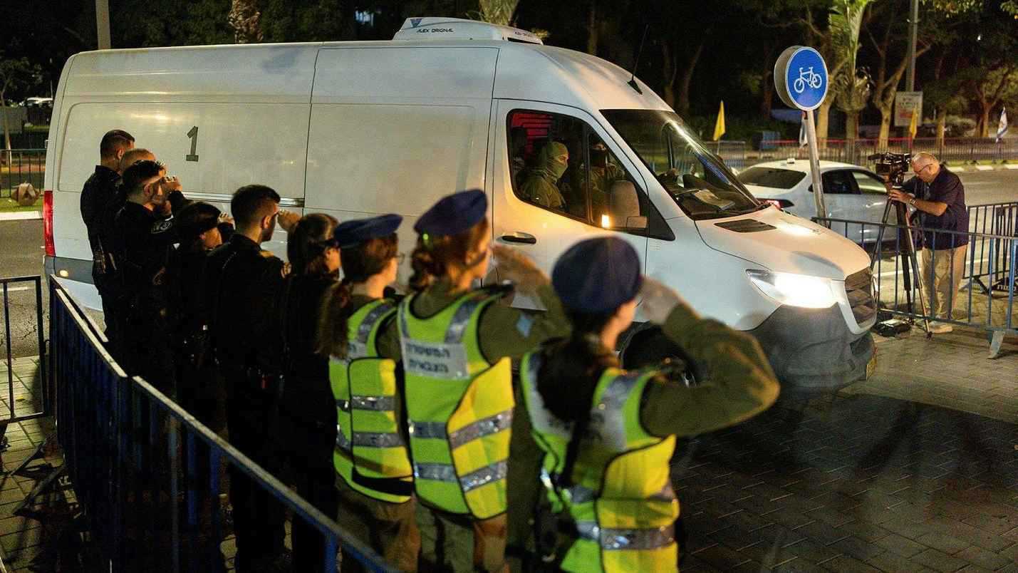 "رقيب أول احتياط".. تل أبيب تكشف هوية جثة رهينة إسرائيلي