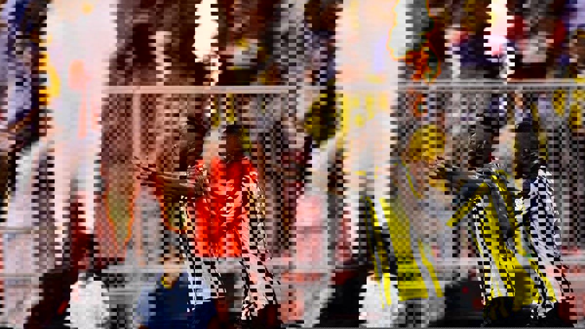 نادي الاتحاد السعودي يحذر لاعبيه من الإدلاء بتصريحات لأي وسيلة إعلامية