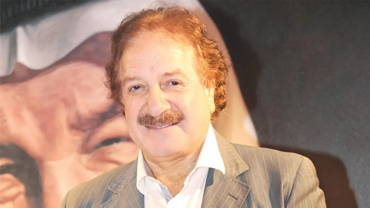 محمد المنصور يروي قصة طريفة حدثت مع والدته أثناء حضورها عرضا مسرحيا له (فيديو)