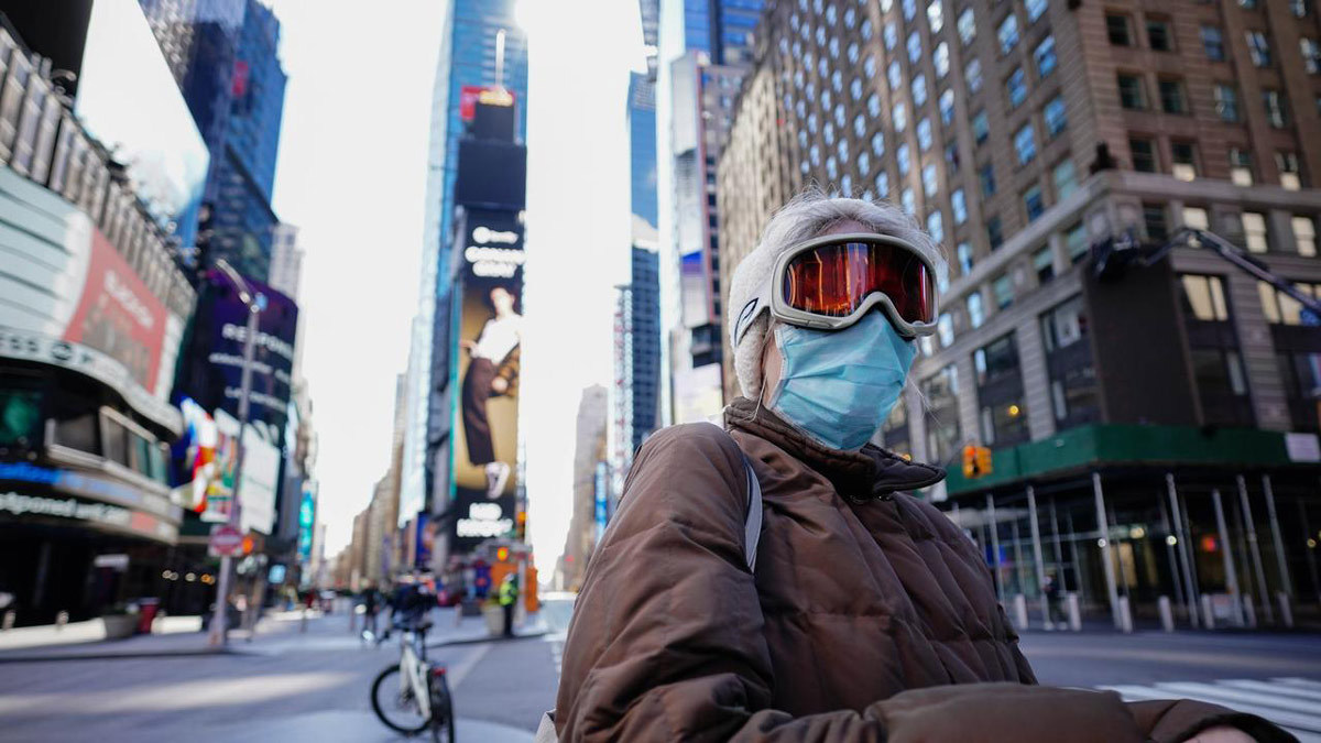 بعد تعرضه لهجوم من ترامب.. مسؤول سابق يحذر: "أسوأ شتاء" في أمريكا بسبب كورونا