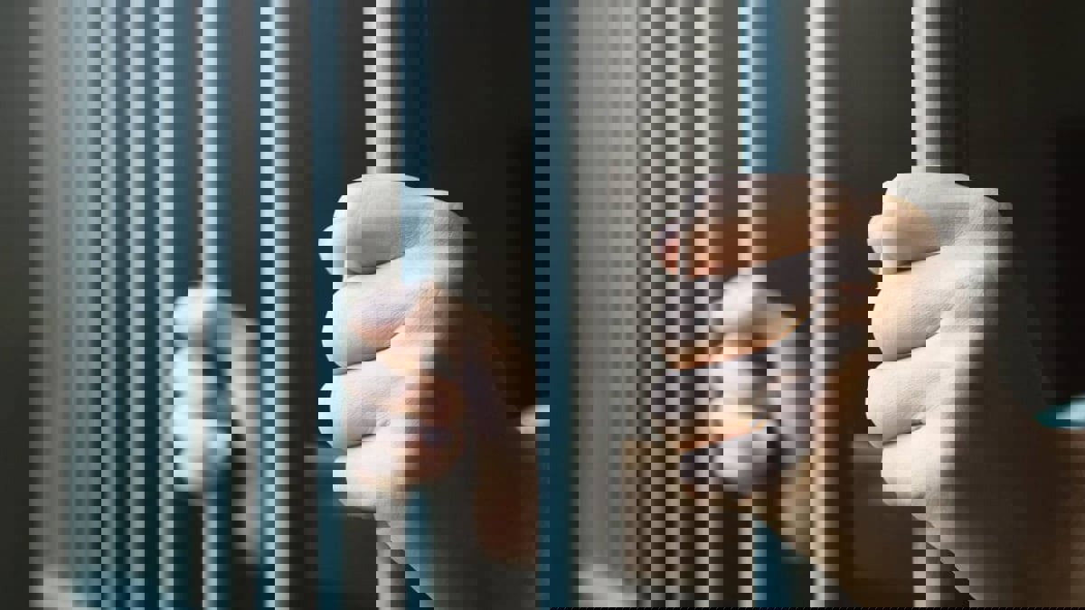 دبي.. رجل يستعين بـ"مشعوذ" للاستيلاء على ممتلكات طليقته