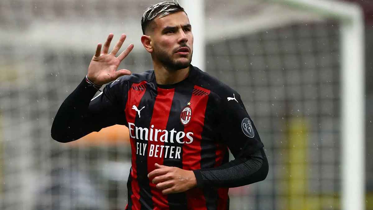 من المسؤول الذي حسم صفقة ثيو هيرناندز لنادي الهلال؟