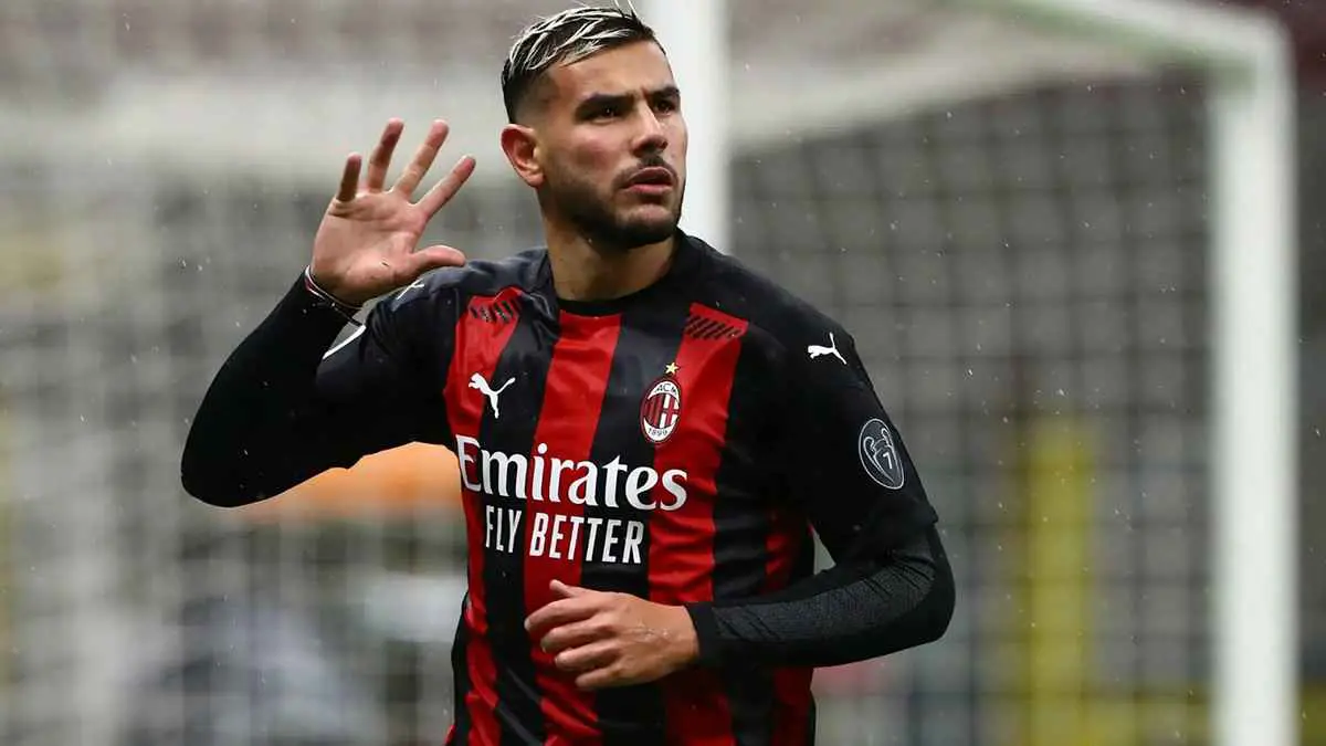 من المسؤول الذي حسم صفقة ثيو هيرناندز لنادي الهلال؟