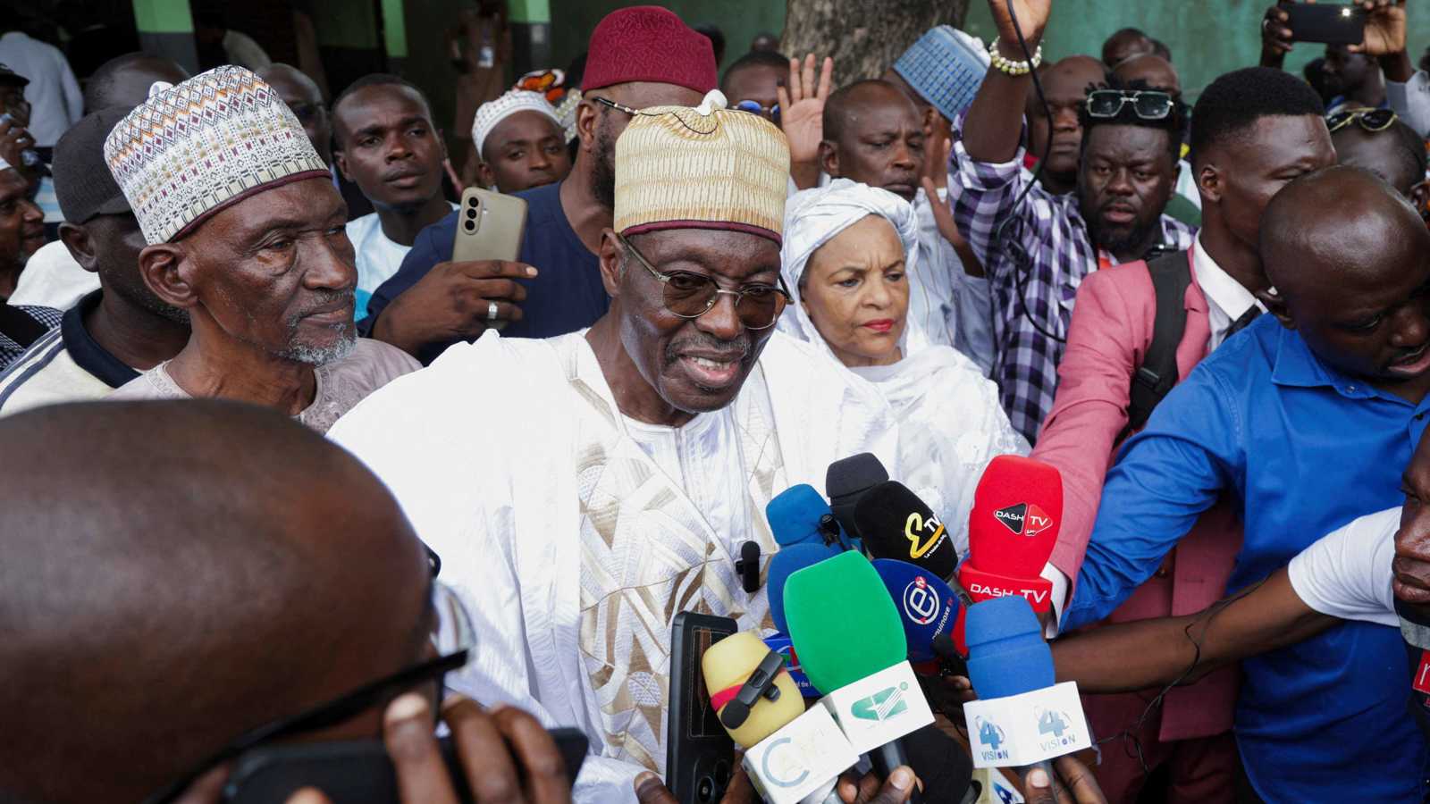 الكاميرون.. مرشح المعارضة يحث الرئيس على الاعتراف بالهزيمة