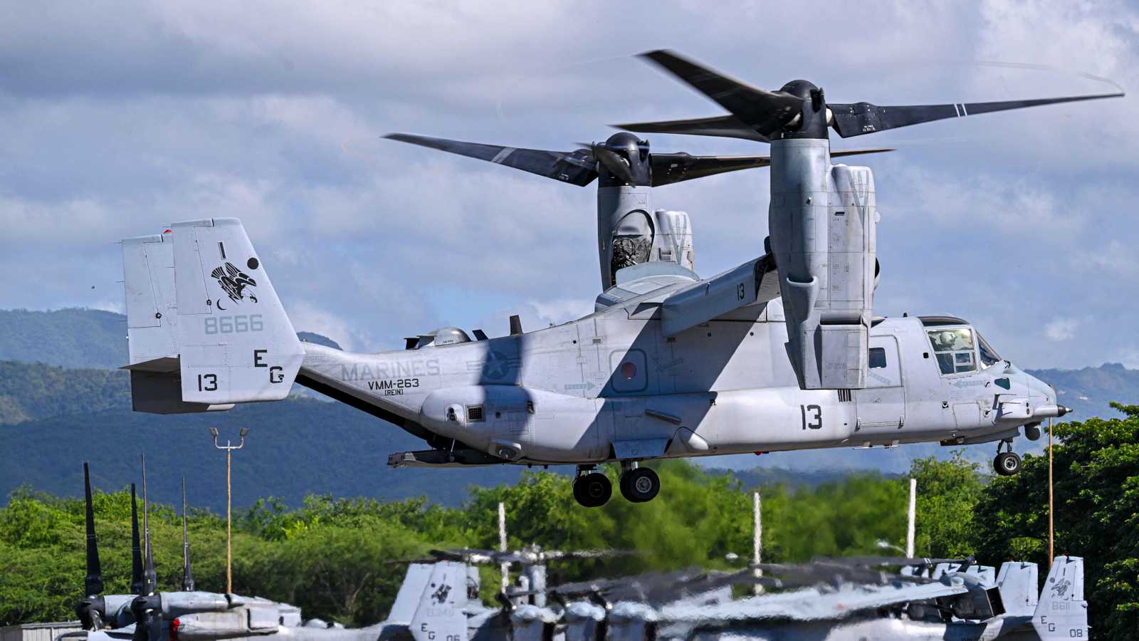 بعد نجاة "جيت بلو".. واشنطن تحذر من التحليق في المجال الجوي الفنزويلي