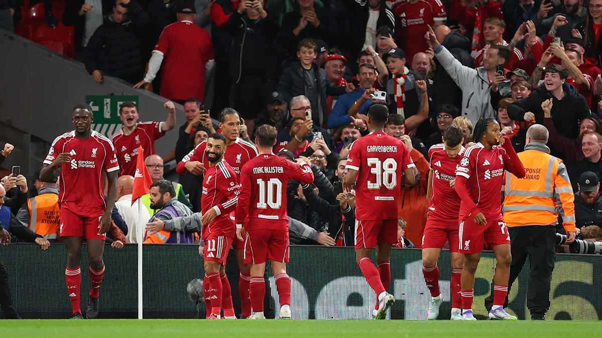 اكتساح.. كيف انتصر محمد صلاح في أول معاركه مع إيزاك؟