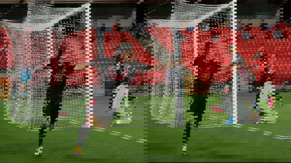 ترتيب الدوري الإسباني: ريال مدريد يصعق غرناطة ويؤجل حسم اللقب‎