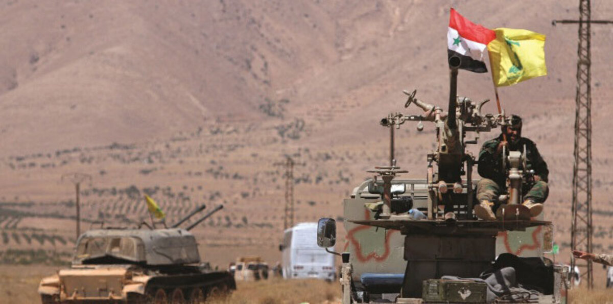 صحيفة: جنرال سوري يكشف تزويد إيران حزب الله بسلاح كيميائي