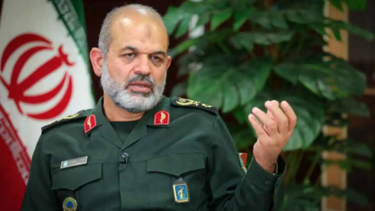 "استعراض نفسي".. الحرس الثوري الإيراني يقلل من تهديدات الأسطول الأمريكي