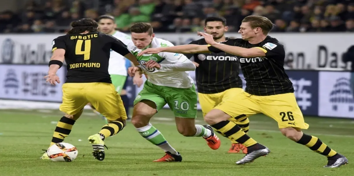 دورتموند يحقق فوزًا صعبًا على فولفسبورج ويواصل مطاردة بايرن