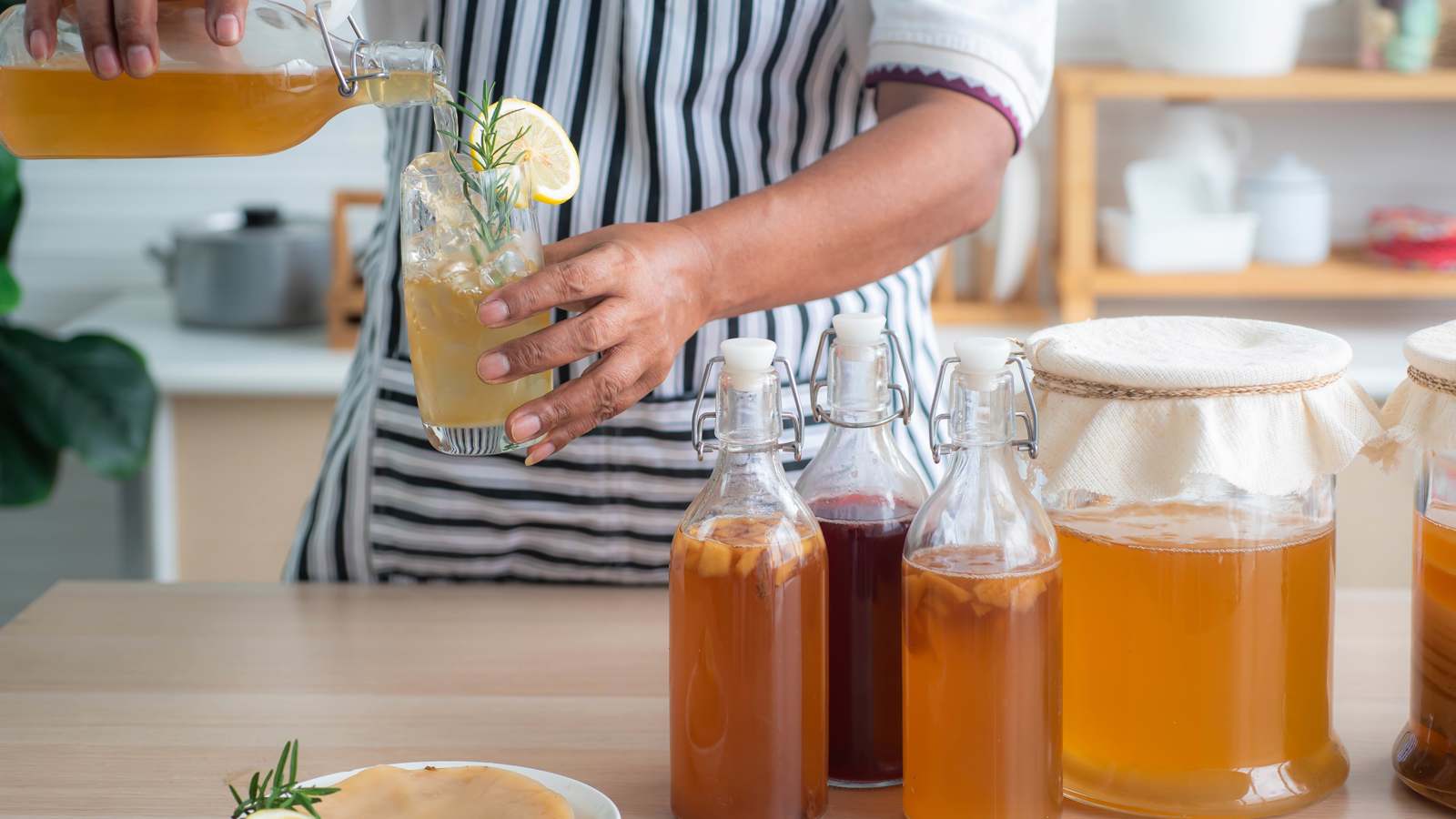 مشروب "الشباب الدائم".. ما هو "الكومبوتشا"؟