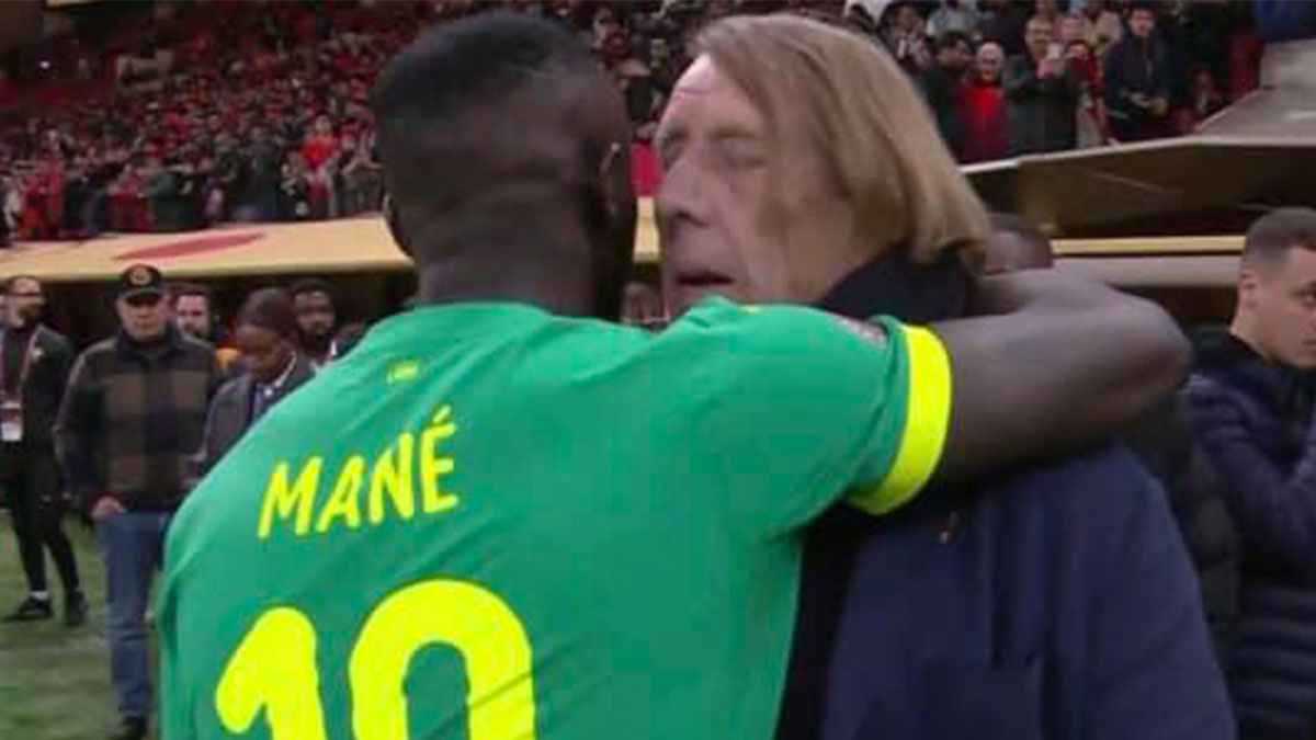 كلود لوروا يكشف كلماته الحاسمة لساديو ماني 