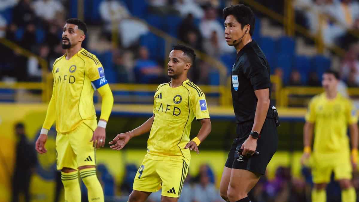 هل يعيد الهلال السعودي إحياء مسيرة نجم النصر؟